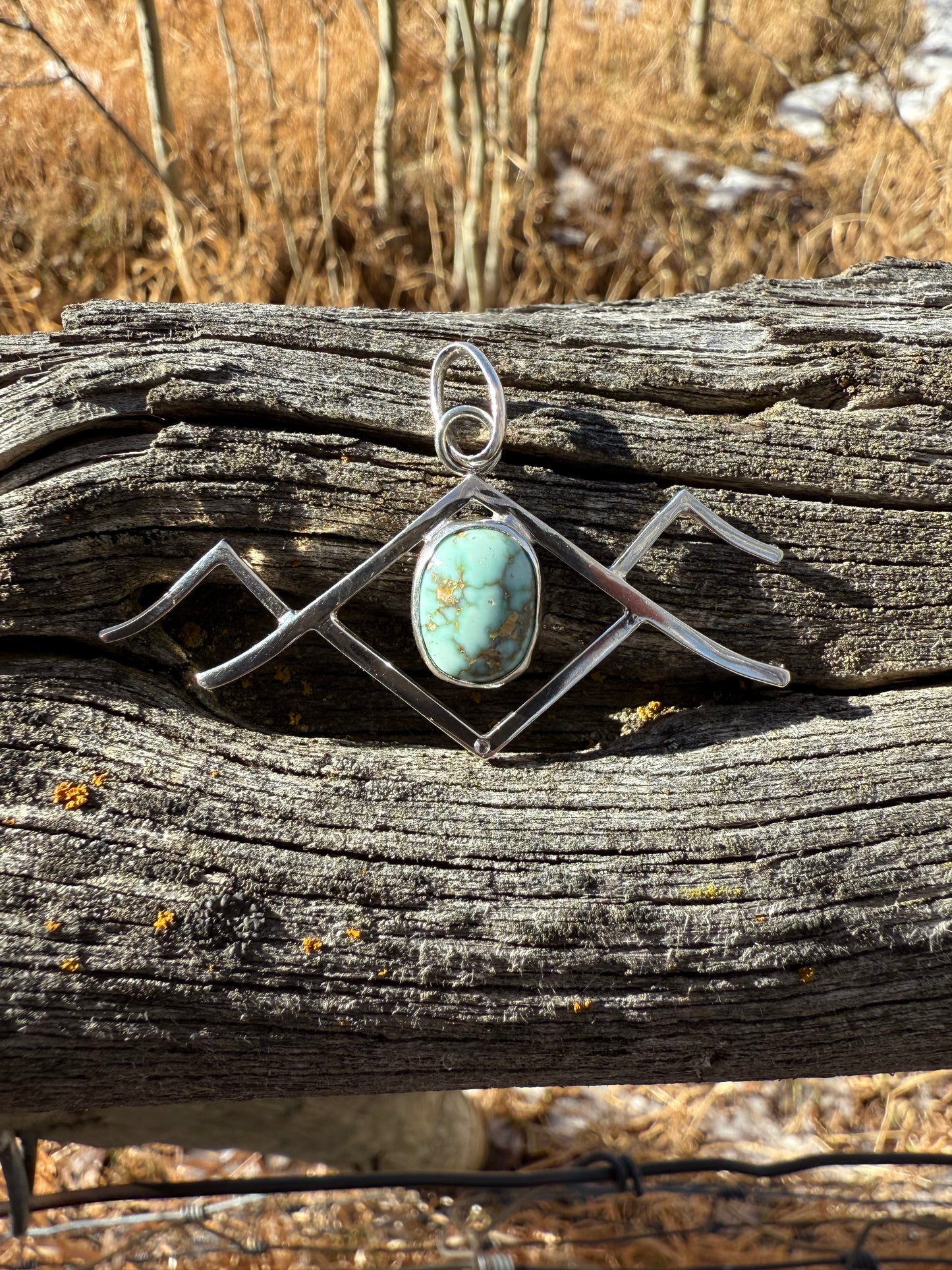 Carico Lake Mountain Pendant